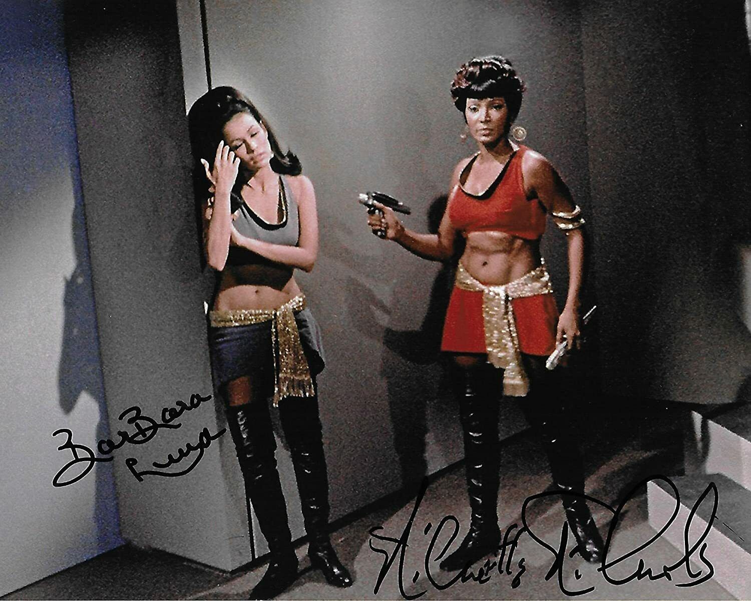 Nichelle Nichols/BarBara Luna Star Trek TOS Signed 8X10 Photo Poster painting