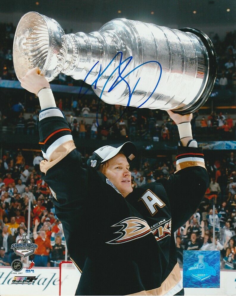 CHRIS PRONGER SIGNED ANAHEIM DUCKS STANLEY CUP 8x10 Photo Poster painting #2 Autograph