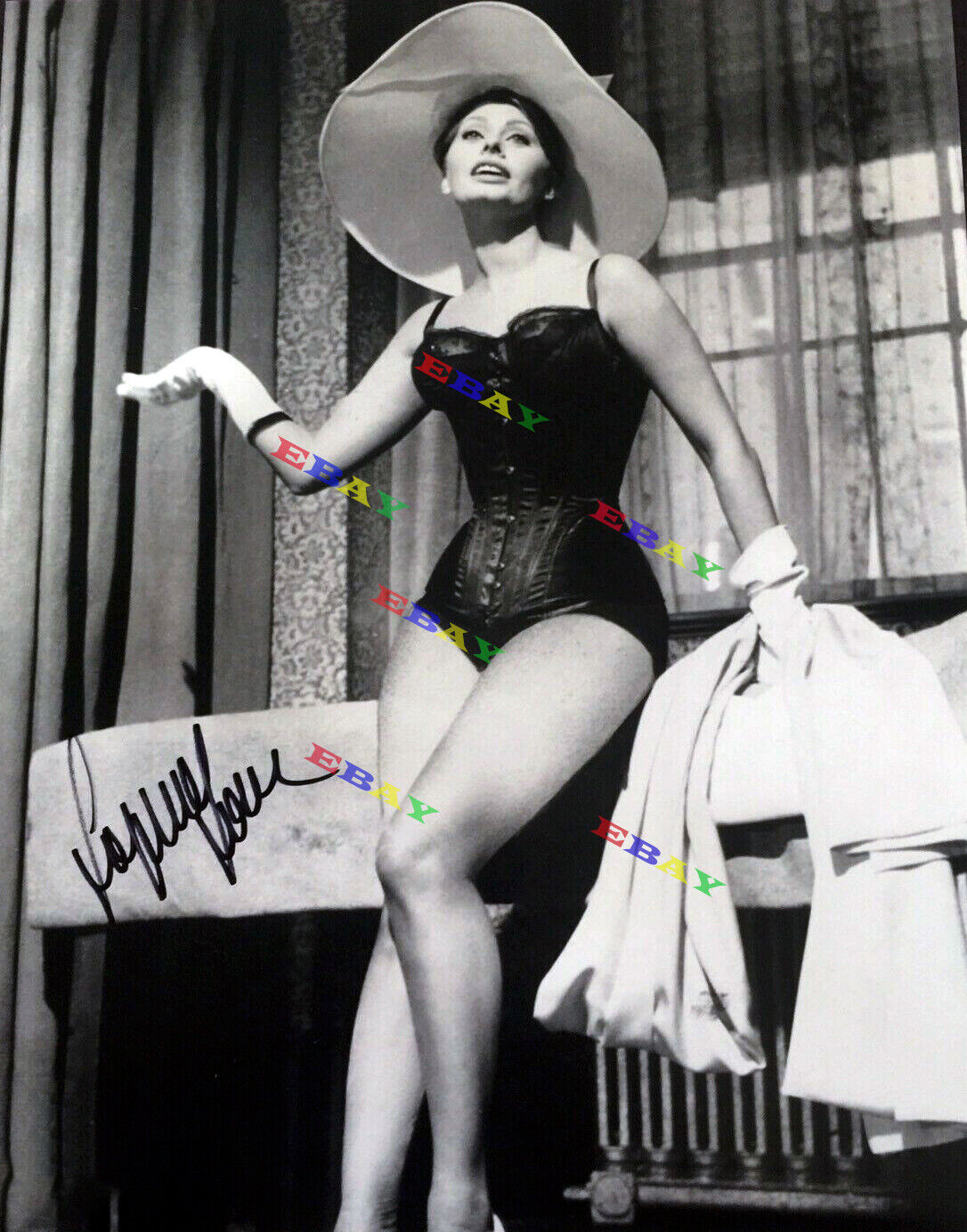 SOPHIA LOREN VINTAGE Autographed Signed 8x10 Photo Poster painting Reprint