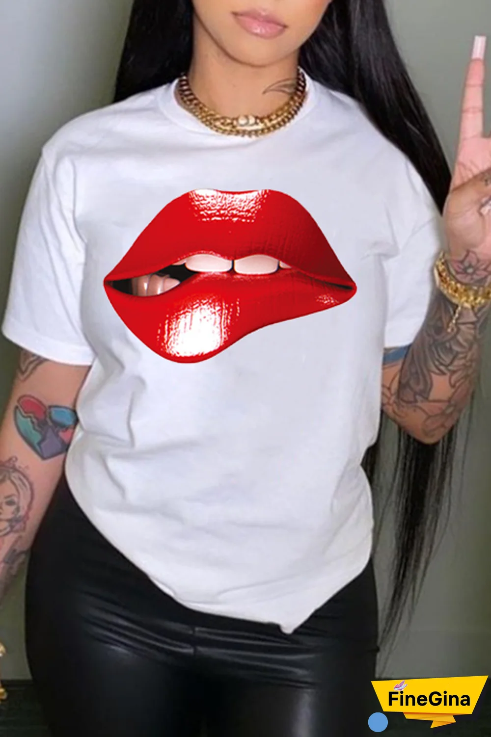 Black Street Lips Printed Patchwork O Neck T-Shirts