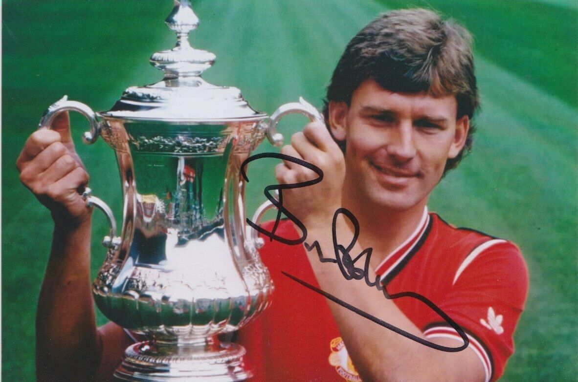 BRYAN ROBSON HAND SIGNED 6X4 Photo Poster painting MANCHESTER UNITED FOOTBALL AUTOGRAPH 8