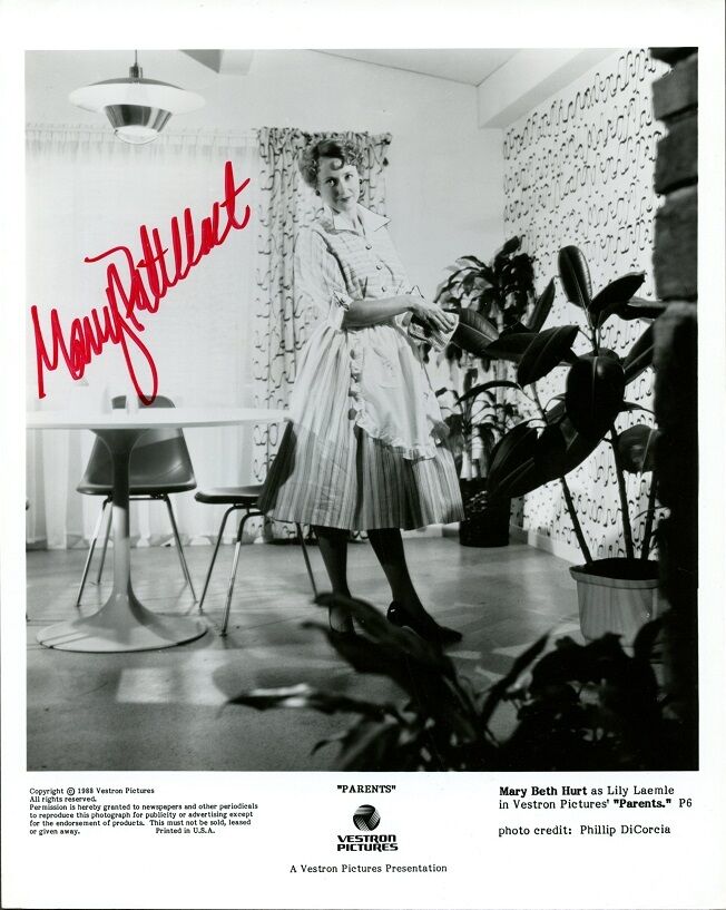 MARY BETH HURT In-person Signed Photo Poster painting - PARENTS