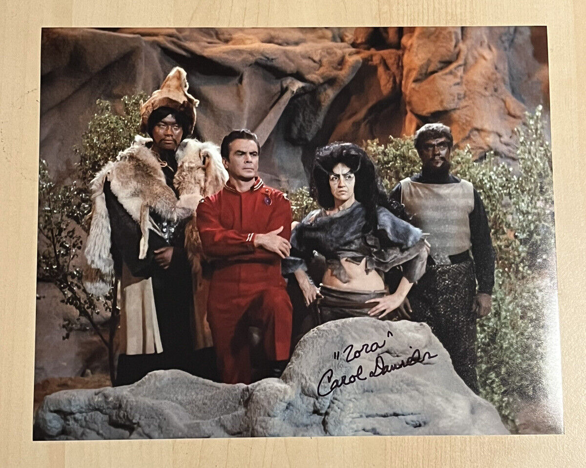 CAROL DANIELS HAND SIGNED 8x10 Photo Poster painting STAR TREK AUTOGRAPHED RARE AUTHENTIC COA