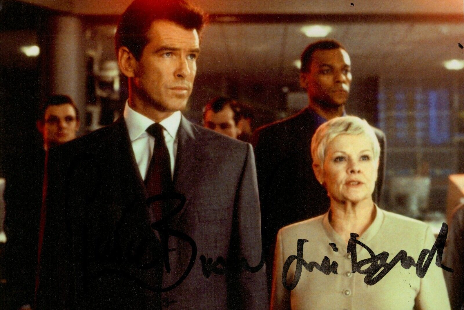 Pierce Brosnan & Judi Dench Signed 6x4 Photo Poster painting James Bond Genuine Autograph + COA