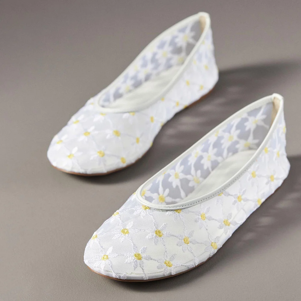 White Mesh Daisy Embroidered Round Toe Flat Shoes for Women