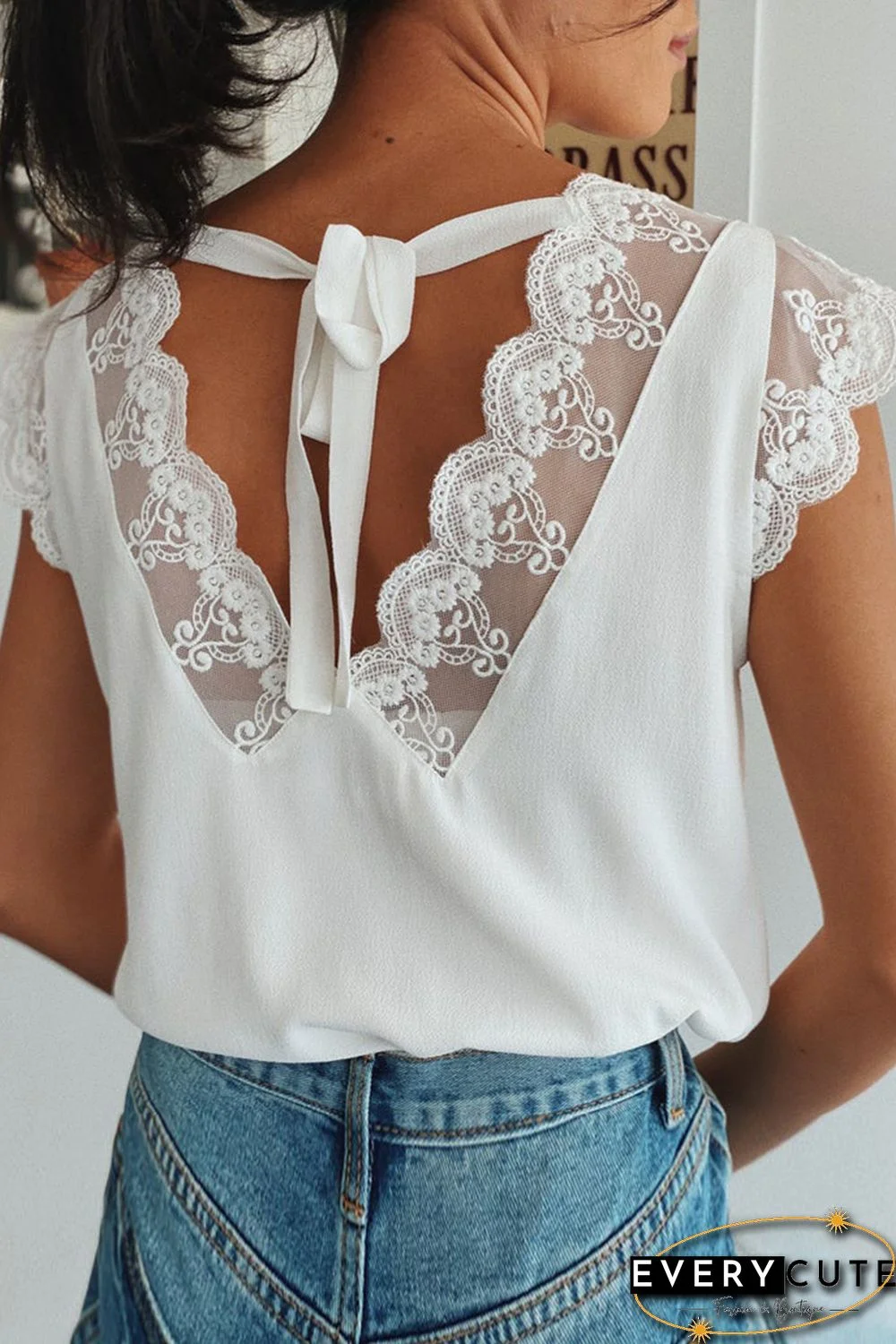 White Lace Patchwork Lace-up Backless V Neck Blouse