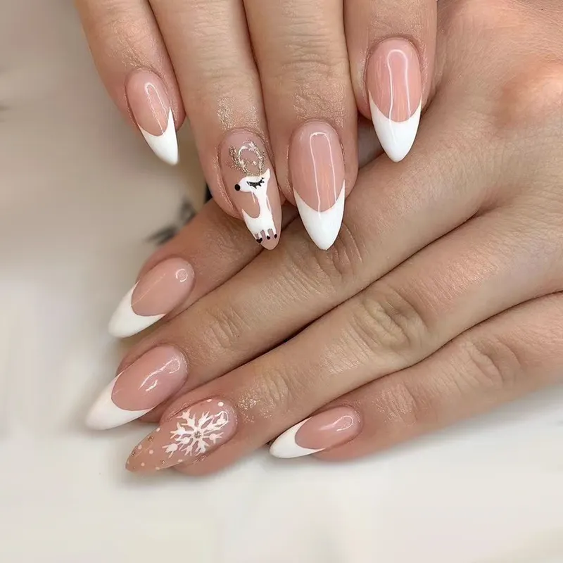 Churchf Quality Wear Armor New Christmas Flash Powder Snowflake French Nail Piece Metal Antlers Dark Green White Fake Nails