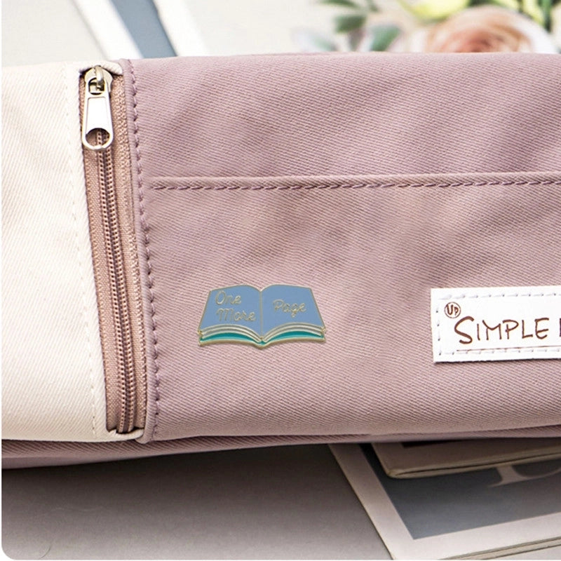 Preppy Style Modern Style Streetwear Letter Heart Shape Alloy Stoving Varnish Plating Unisex Corsage Brooches Collar Pin