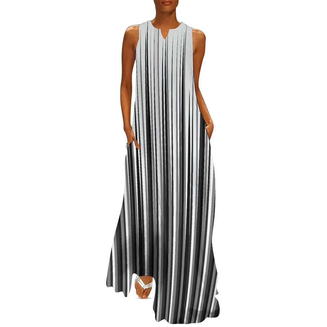 Style & Comfort for Mature Women Plus Size Printed Sleeveless Casual Women Maxi Dress with Pockets in Pattern Geometry, Ray, Black