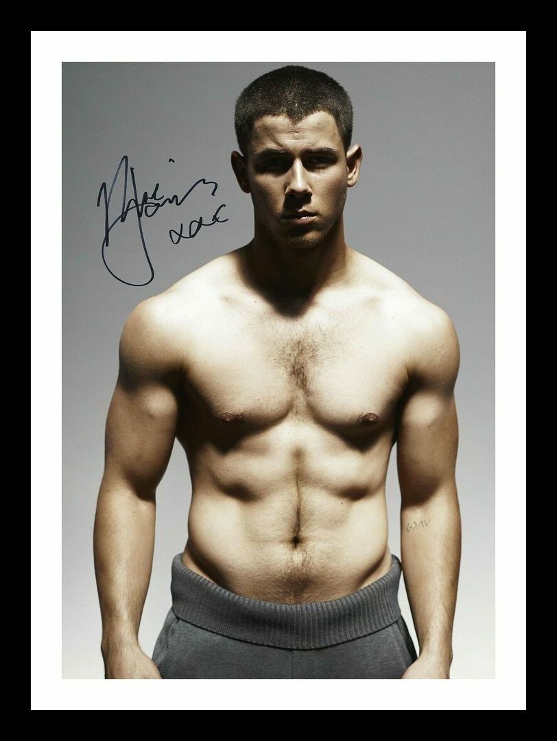 Nick Jonas Autograph Signed & Framed Photo Poster painting 4