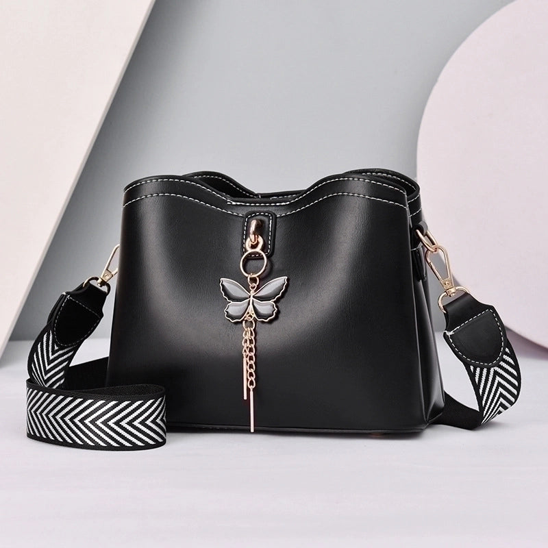 Women’s Medium Pu Leather Solid Color Cute Tassel Square Zipper Crossbody Bag