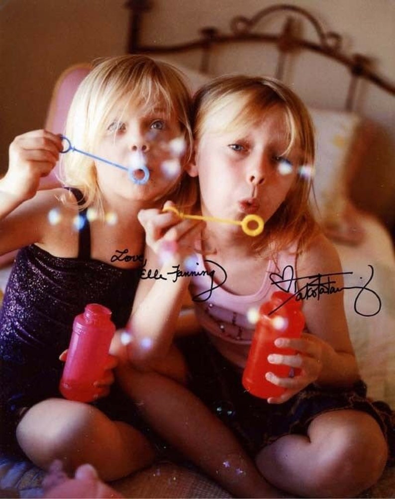 Dakota and elle fanning signed autographed 11x14 Photo Poster painting