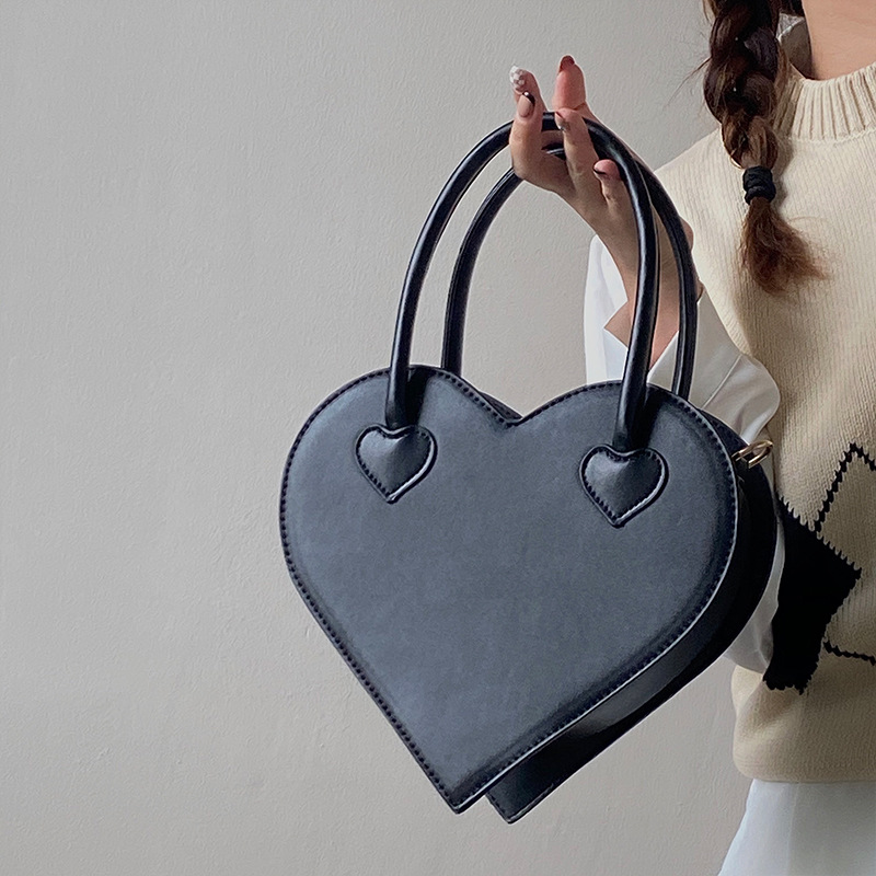 Retro Heart Shape Simple Handbag
