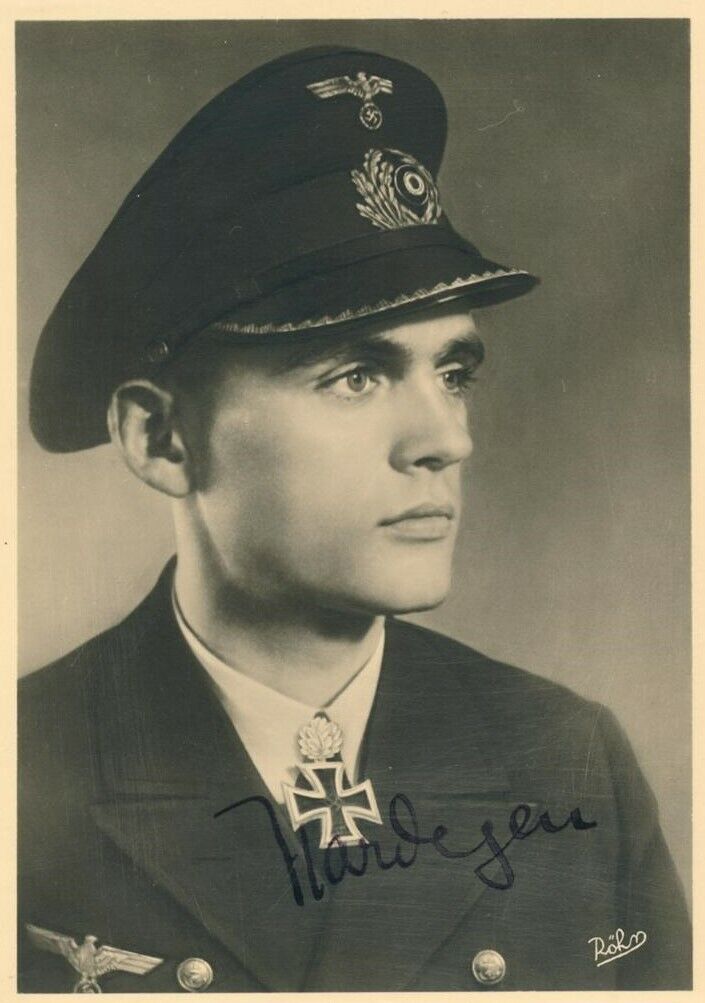 REINHARD HARDEGEN Signed Photo Poster paintinggraph - Respected U-Boat Commander - preprint