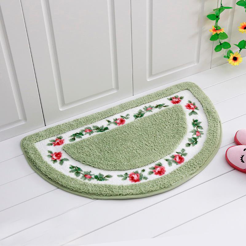 Noble Graceful Rose Pattern Half-round Bath Rug