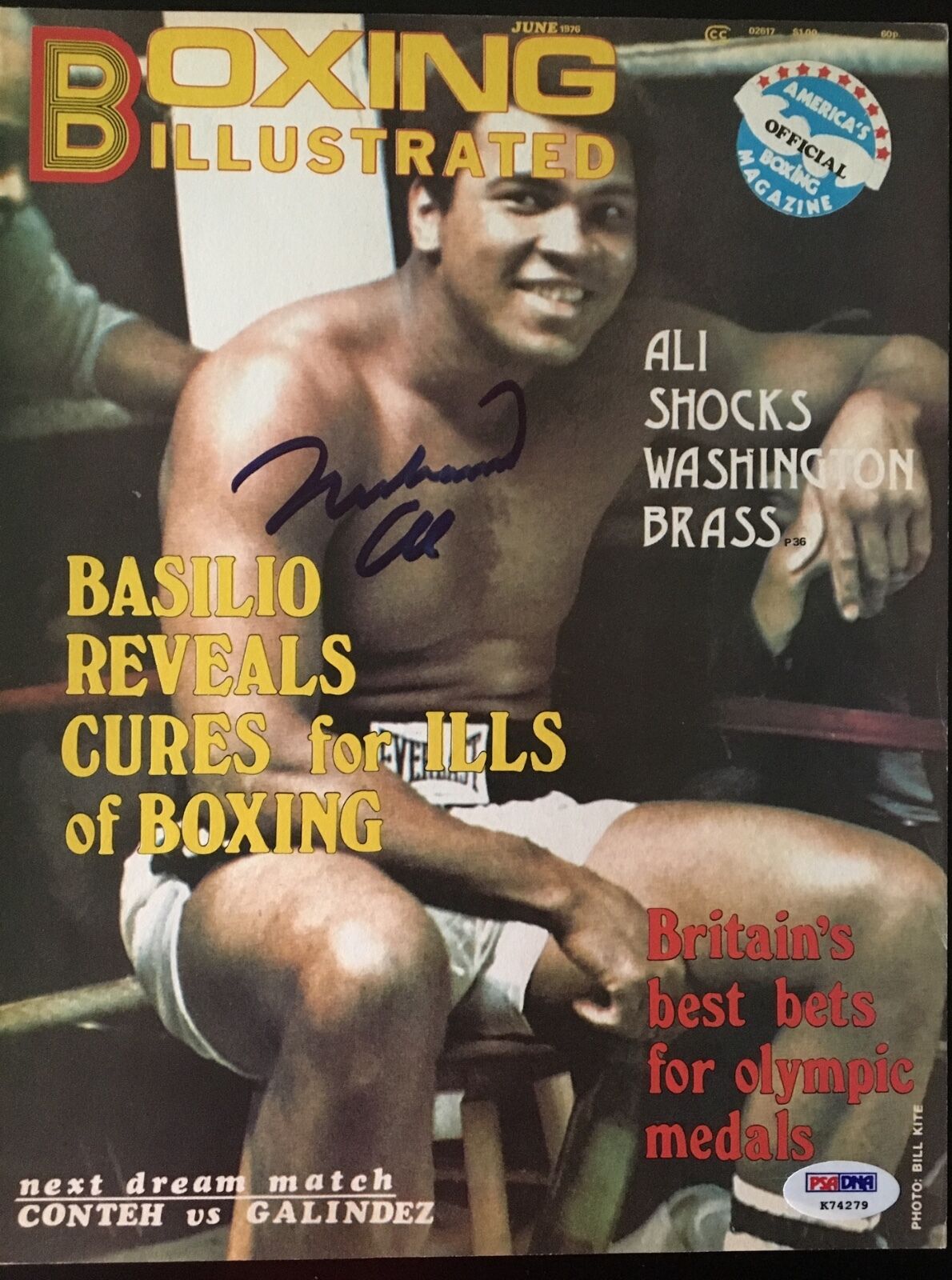 Muhammad Ali Signed Boxing Illustrated Magazine Cover w/PSA DNA LOA