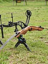 2 Sizes Archery Compound Bow Stand Lightweight Portable Rubber ABS Foldable Hunting Bow Holder Rack for Bowhunting Accessories
