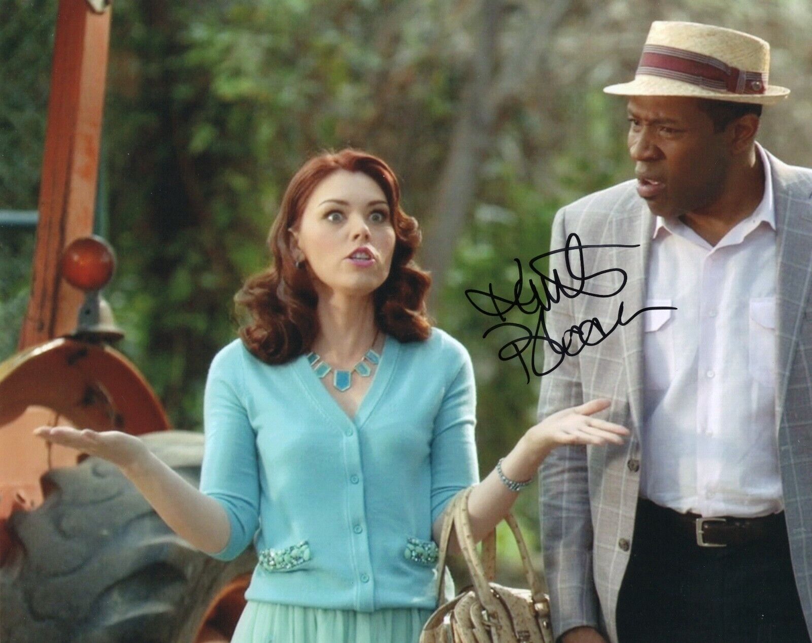 Kaitlyn Black CW Hart Of Dixie Annabeth Nass Signed 8x10 Photo Poster painting w /COA #3