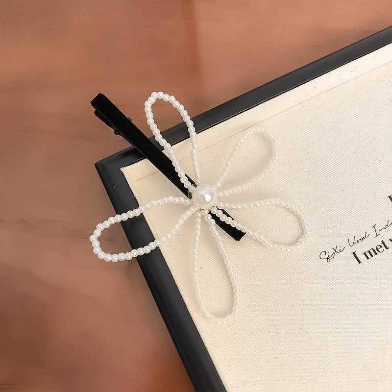 Women’s Sweet Flower Alloy Inlay Artificial Pearls Hair Clip