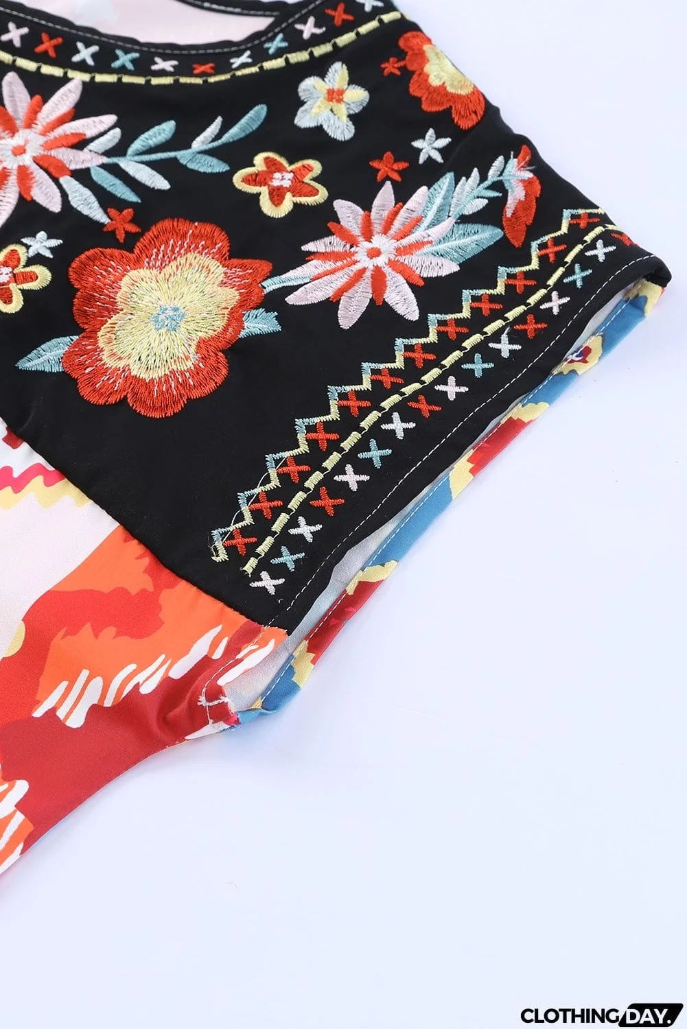 Embroidered Round Neck Short Sleeve Top