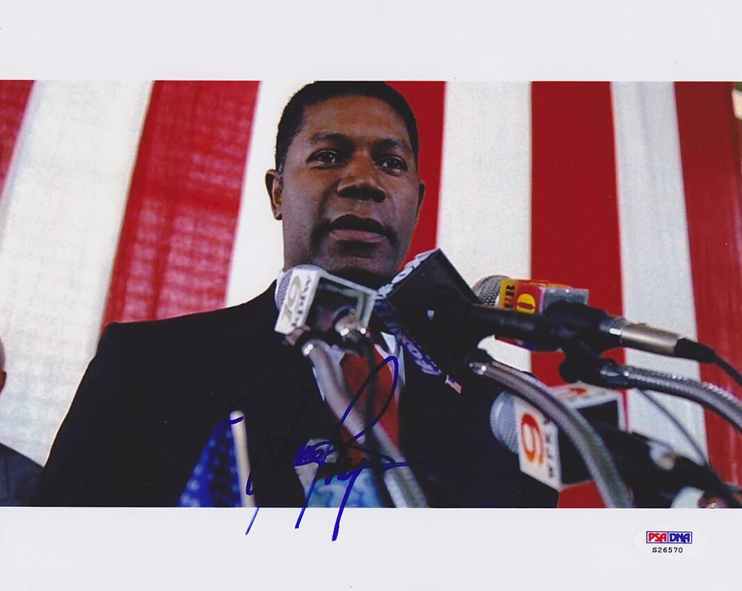 Dennis Haysbert SIGNED 8x10 Photo Poster painting President David Palmer 24 PSA/DNA AUTOGRAPHED