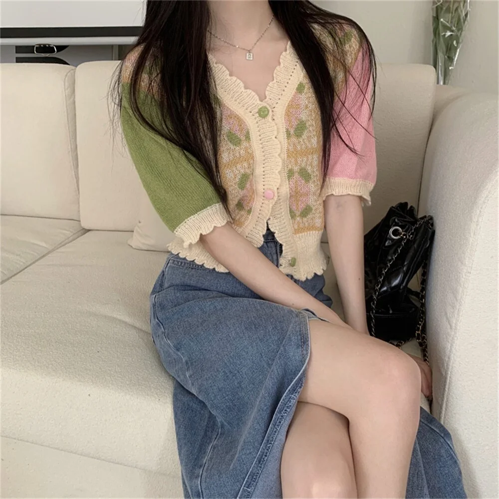 Jangj Alien Kitty Summer Sweet Women Sweaters Short Puff Sleeve V-Neck Chic All Match High Street Knit Office Lady New Casual OL Coats