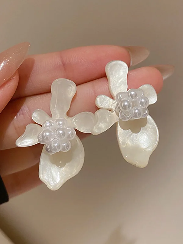 Acrylic & Imitation Pearl Flower Shape Earrings Accessories