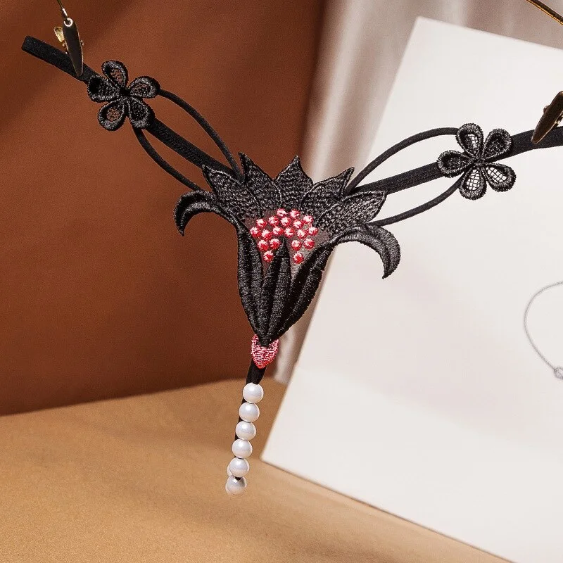 Sexy Underwear with Hollow out Pattern and Pearl, Low Waist Elastic Rope Flower Thong