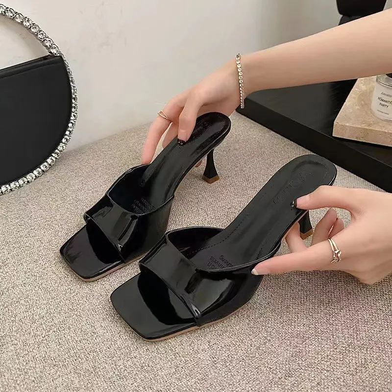 Breakj Breakj Cool Slippers Women 2025 Summer New Wear Large Code 42 British Wind Square Fine And Ladies Slippers