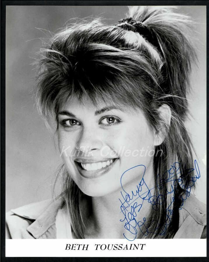 Beth Toussaint - Signed Autograph Headshot Photo Poster painting - Dallas