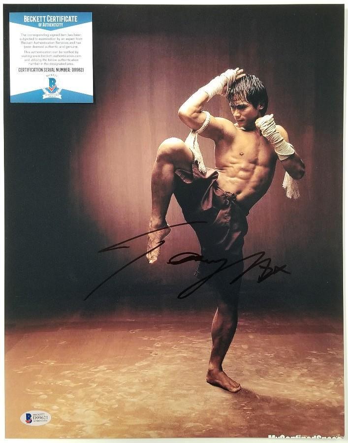 TONY JAA Signed 11x14 Photo Poster painting ONG-BAK Martial Arts Fighter (C) ~ Beckett BAS COA