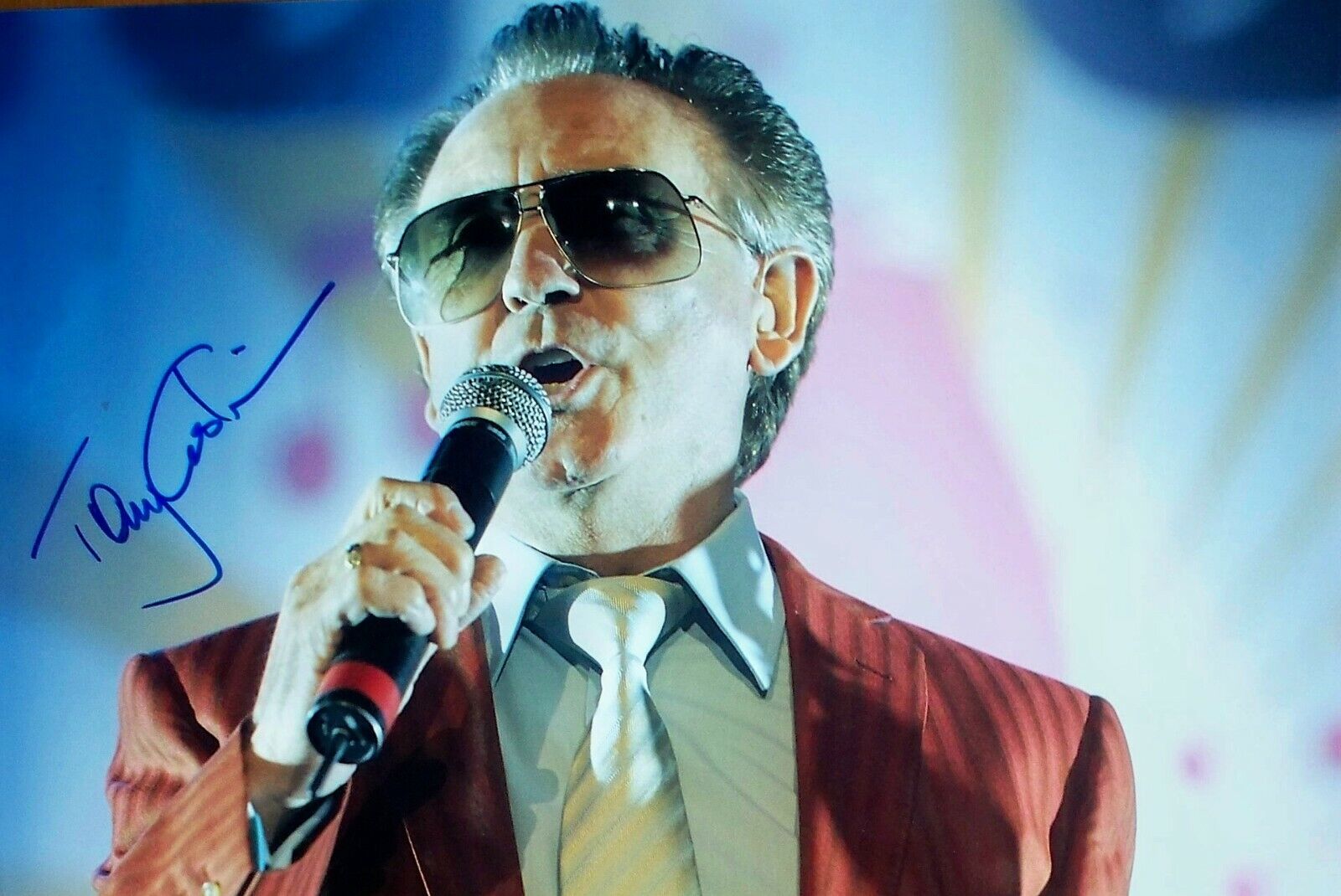 TONY CHRISTIE: English singer Hand-signed 12 x 8 Photo Poster painting. 'the way to Amarillo'.