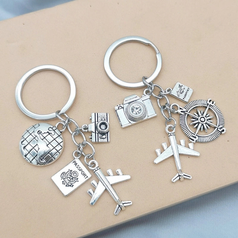 Casual Retro Minimalist Letter Airplane Alloy Plating Keychain