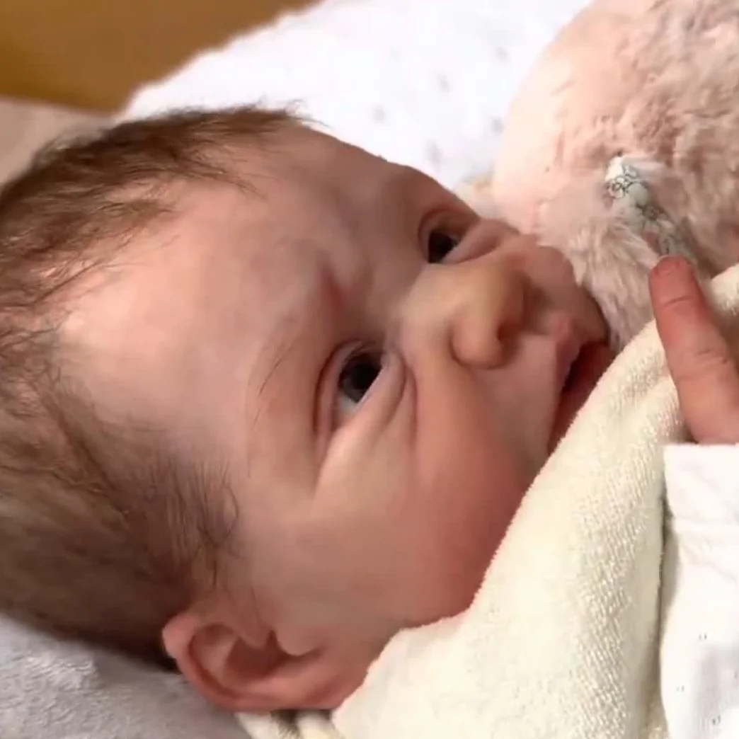 17'' Alva Soft Silicone Realistic Cute Reborn Baby Dolls