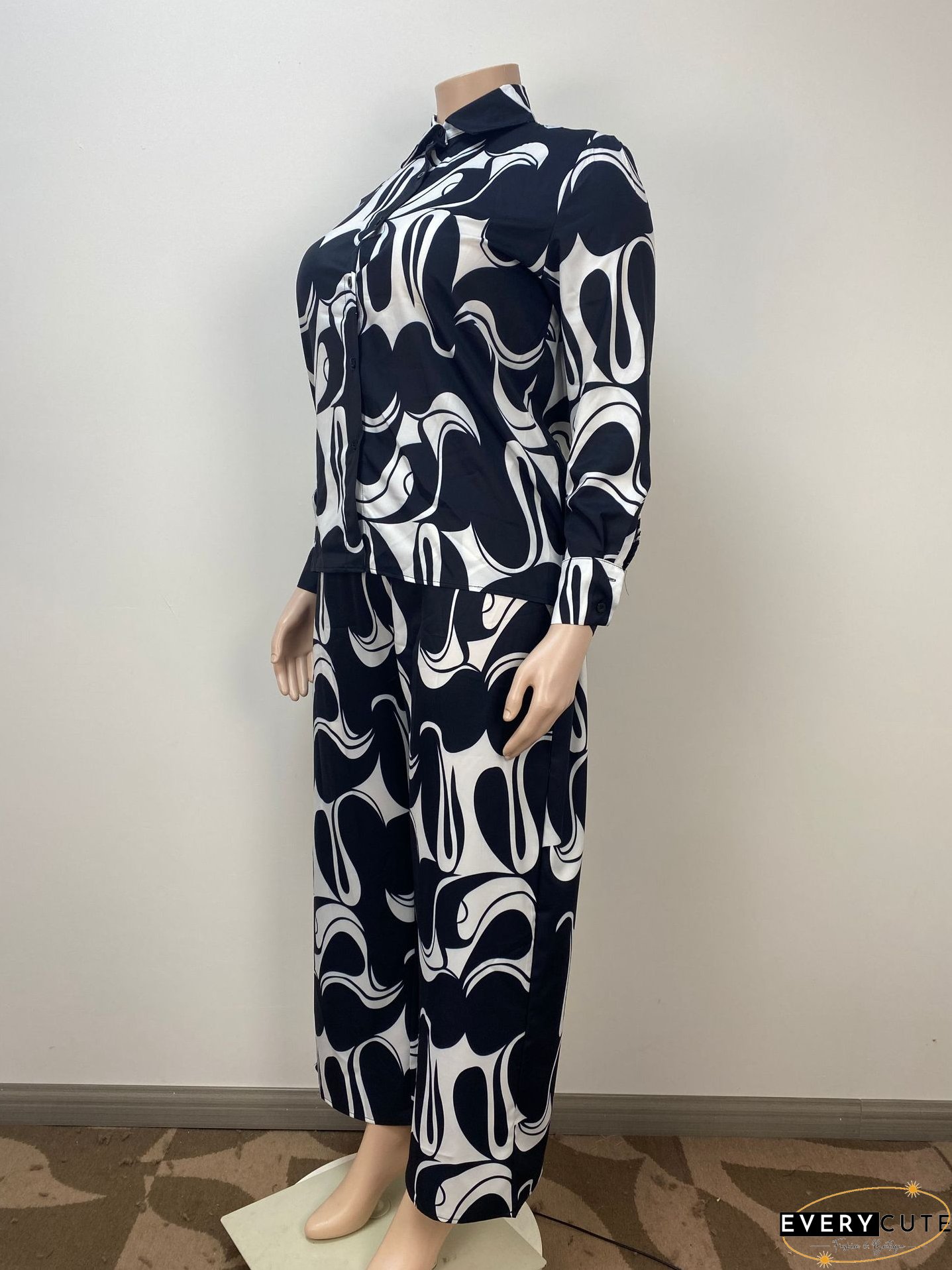 Fashion Casual Comfortable Loose Printed Plus Size Two-Piece Pants Set