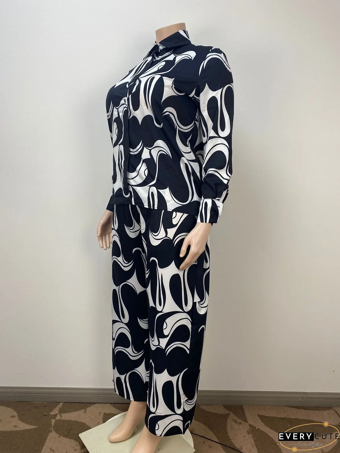 Fashion Casual Comfortable Loose Printed Plus Size Two-Piece Pants Set