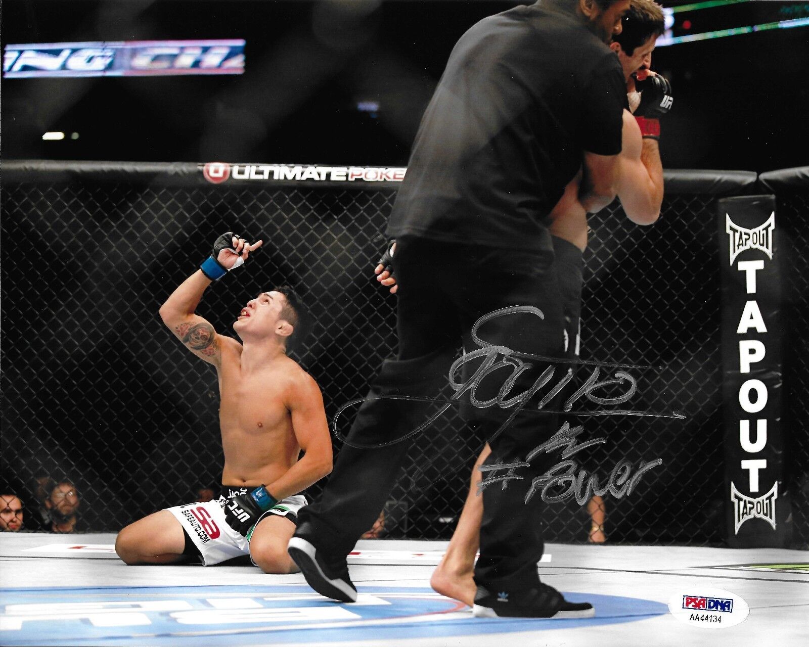 Erik Perez Signed UFC 8x10 Photo Poster painting PSA/DNA COA Fight Picture Autograph 167 155 150