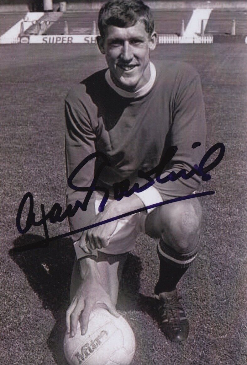 ALAN GOWLING HAND SIGNED 6X4 Photo Poster painting MANCHESTER UNITED FOOTBALL AUTOGRAPH 4