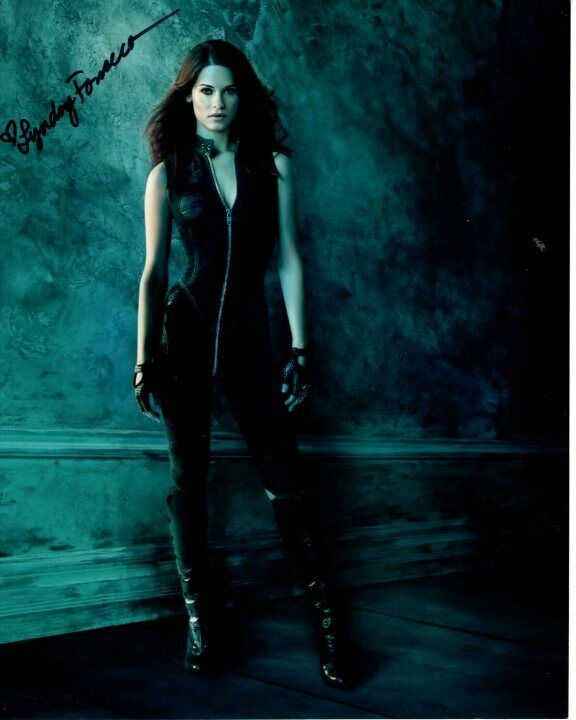 LYNDSY FONSECA signed autographed NIKITA ALEX Photo Poster painting