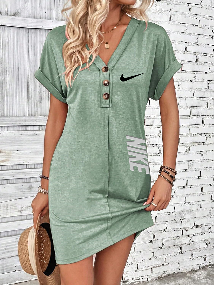 ŠATY S RUKÁVY NIKE®