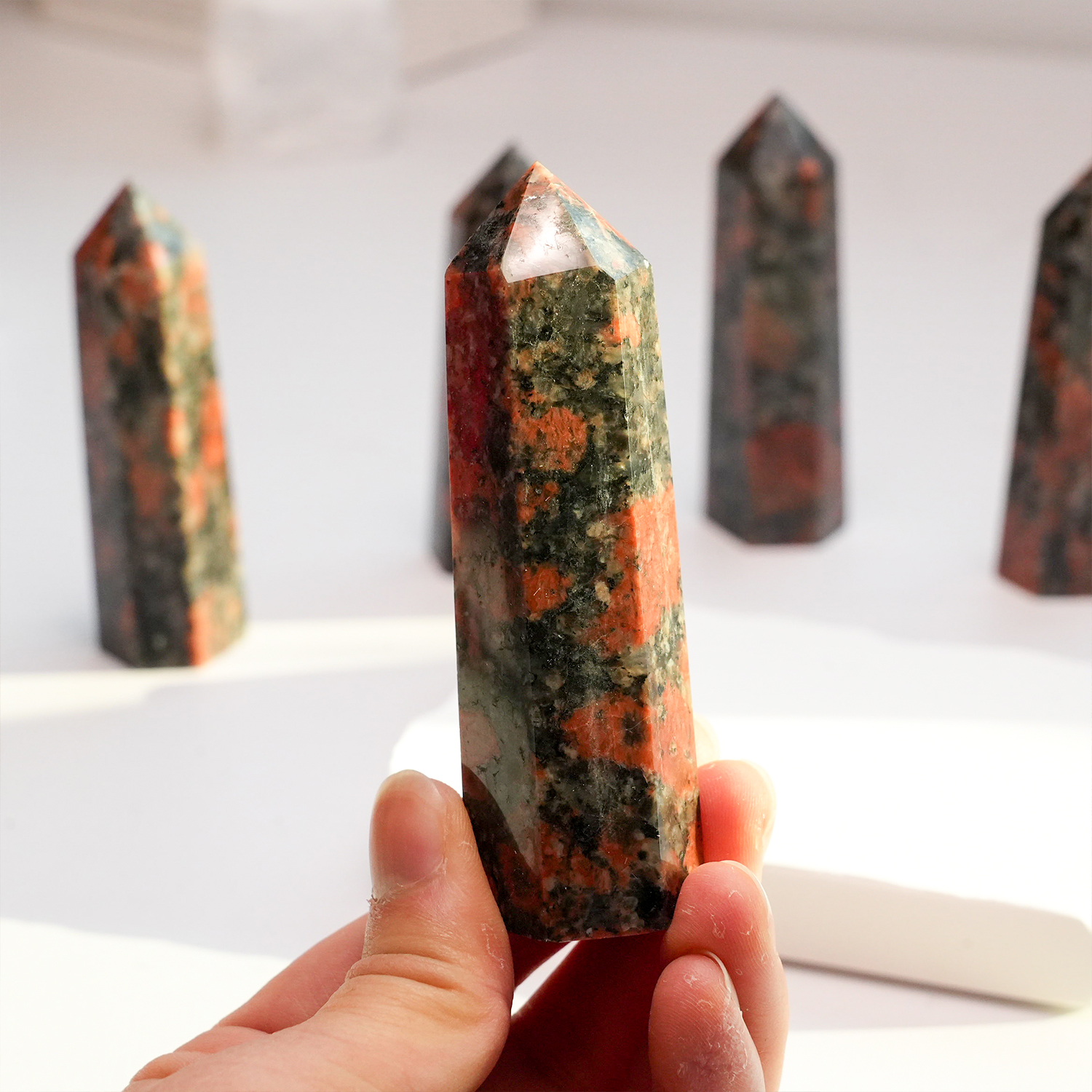 Red Que Sera Stone Point