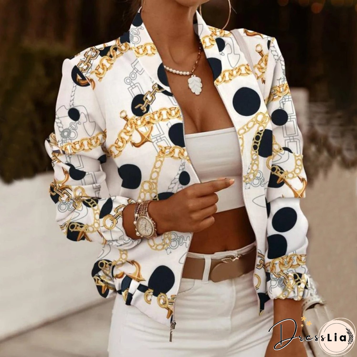 Casual and Fashionable winter garment