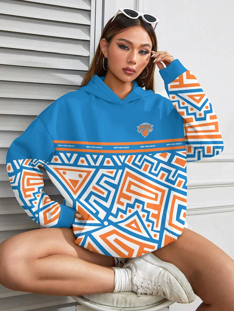New York Knicks Printed Hooded Pocket Pullover Hoodie