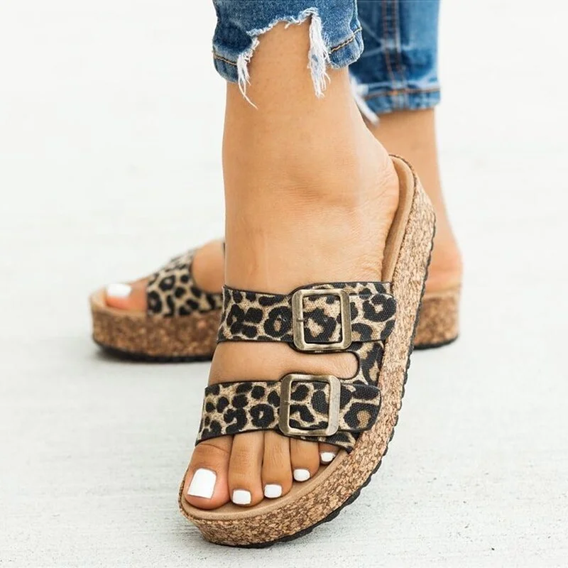 Women Sandals 2020 Casual Summer Shoes For Women Flat Sandals Classic Slippers Chaussure Femme Plus Size 43 Low Heels Sandalias