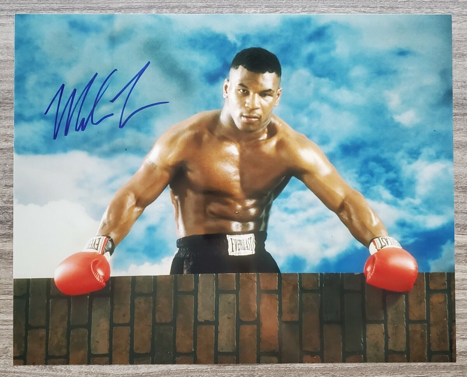 Mike Tyson Signed 16x20 Metallic Photo Poster painting Boxer Boxing Champion HOF LEGEND RAD