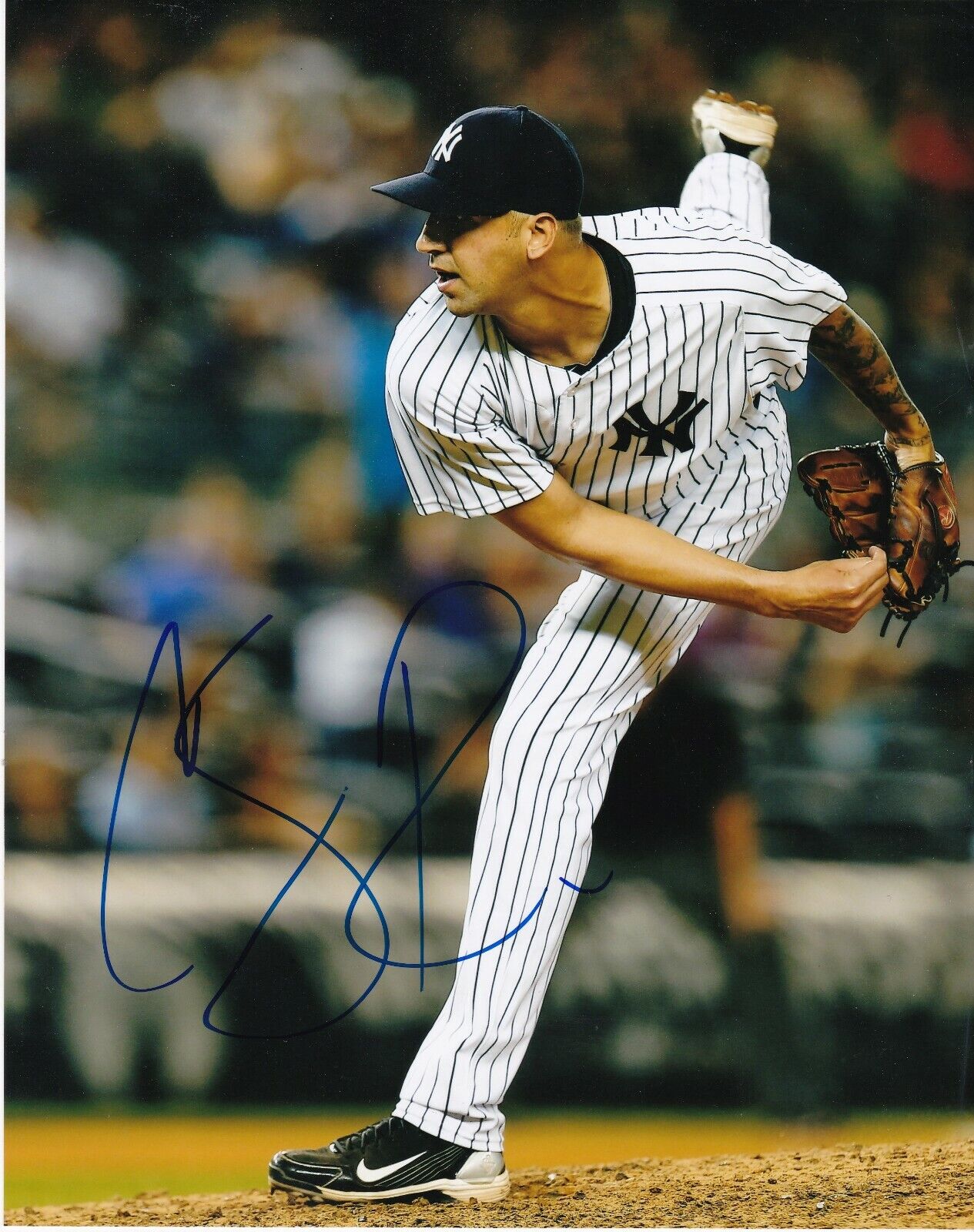 CHAZ ROE NEW YORK YANKEES ACTION SIGNED 8x10