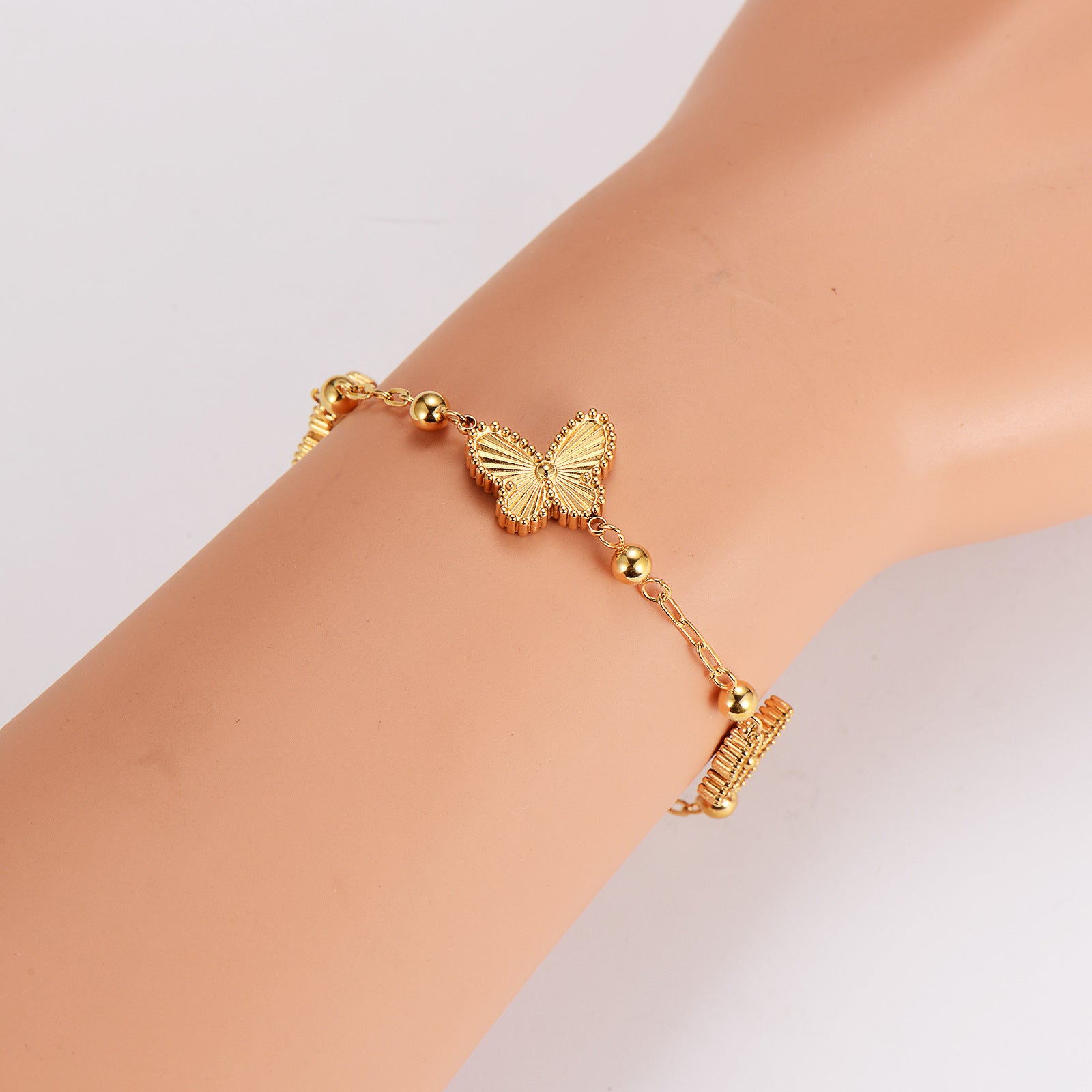 Aml Stainless Steel Three-Dimensional Butterfly Bracelet For Women Versatile Beautiful Fashionable Exquisite Jewelry Gift Bracelet For Girlfriend