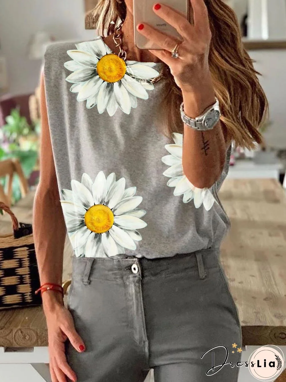 Gray Short Sleeve Cotton Floral T-shirt