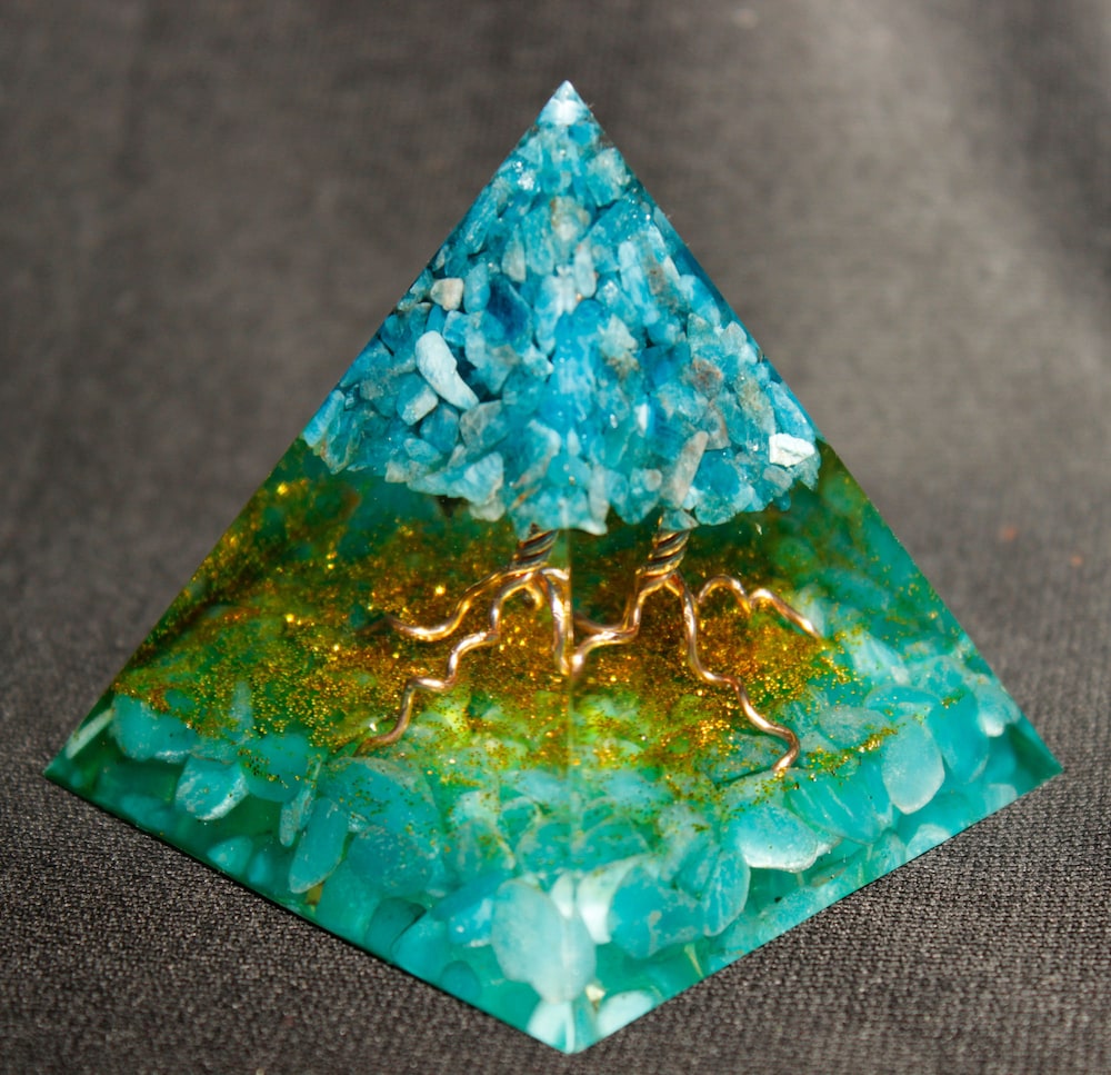 

Orgone Pyramid Chakra - Tree of Life, 501 Original