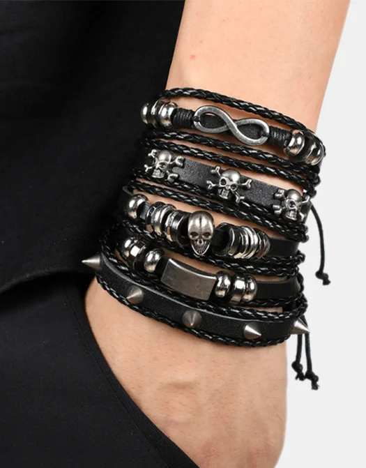 GOTH & PUNK